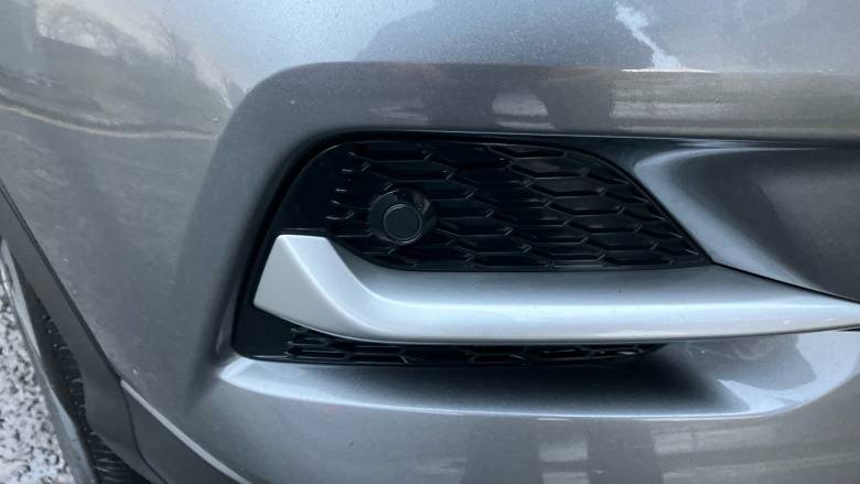 Nissan Qashqai 1.2 DiG-T N-Connecta 5dr Petrol Hatchback